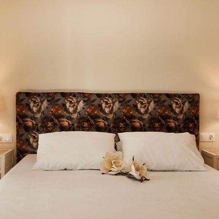 Bentzi...Boutique Apartment 6, Superior Suite For 4 Guests Aten Exteriör bild