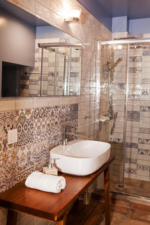 Bentzi...Boutique Apartment 6, Superior Suite For 4 Guests Aten Exteriör bild